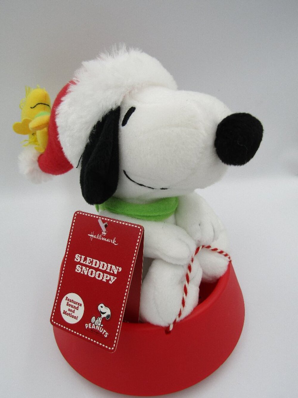 NWT Hallmark Sleddin' Snoopy 2012 Sound Music & Motion Peanuts Plush Woodstock